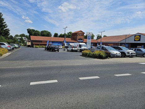 Lidl Wyszków ul. Świętojańska 54a-1