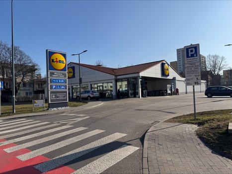 Lidl Dąbrowa Górnicza ul. Sobieskiego 39-2