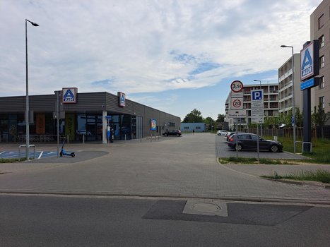 Aldi Poznań ul. Jeleniogórska 8-1