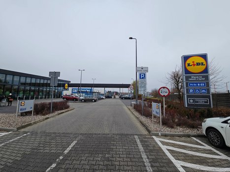 Lidl Warszawa al. Krakowska 79-2